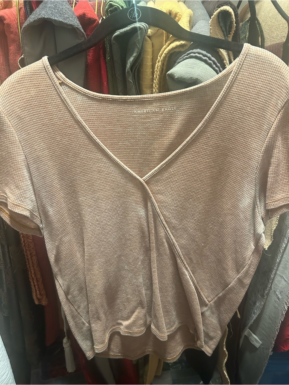 American Eagle Outfitters Taupe V‑Neck Waffle Short Sleeve Top